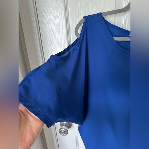 The Limited Asymmetrical Blue Cut Out Blouse - Picture 3 of 4